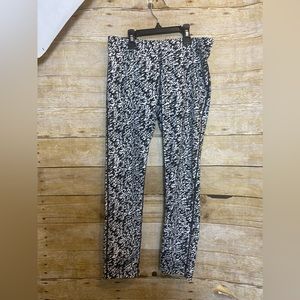 Cropped Nike pants 🛍